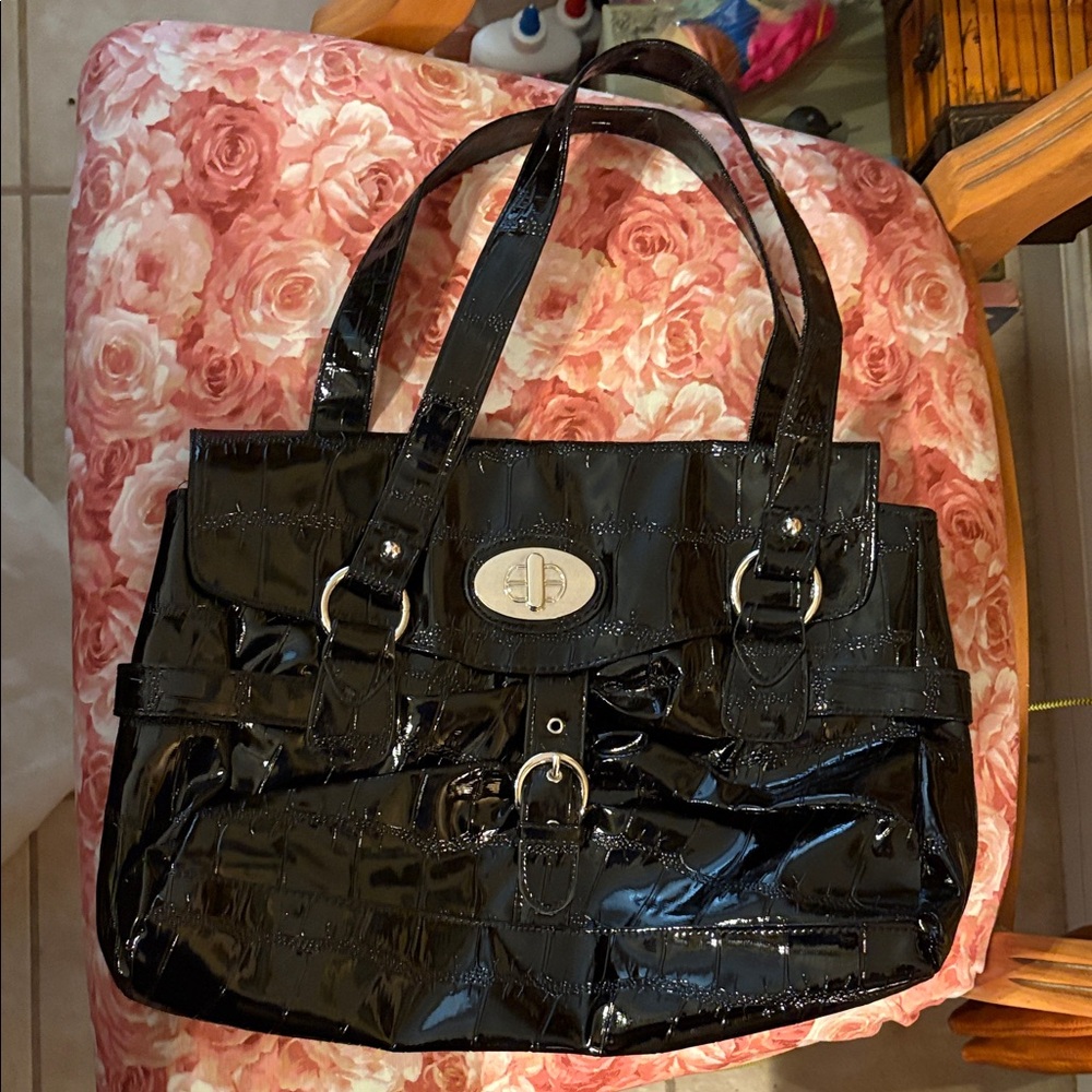 Elegant Black Patent Leather Women's Bag